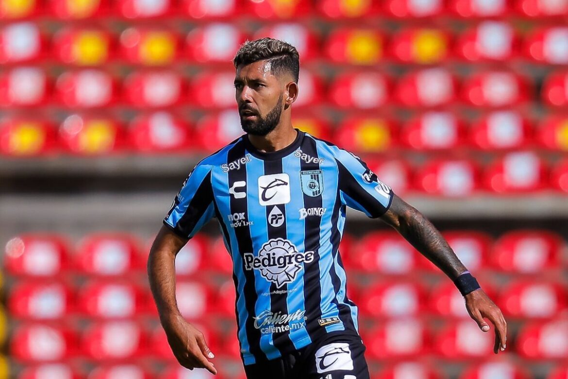 Enzo Martínez es nuevo jugador del Pachuca