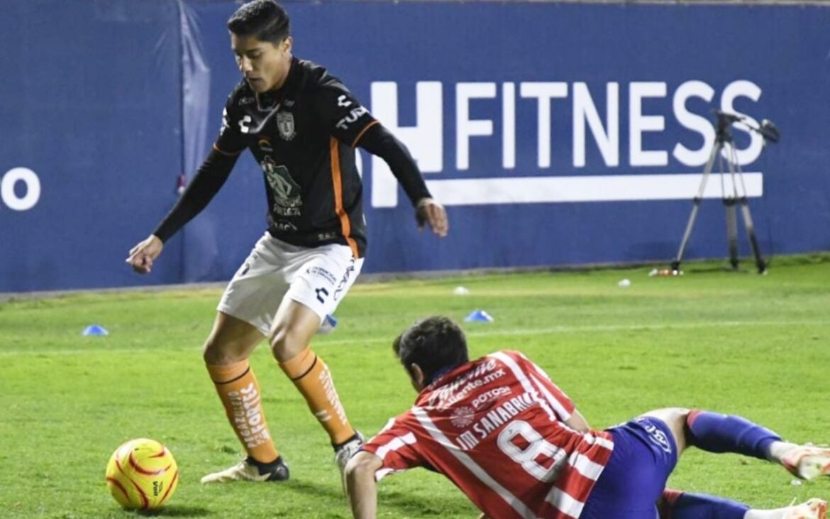 Pachuca regresa de San Luis con las manos vacías