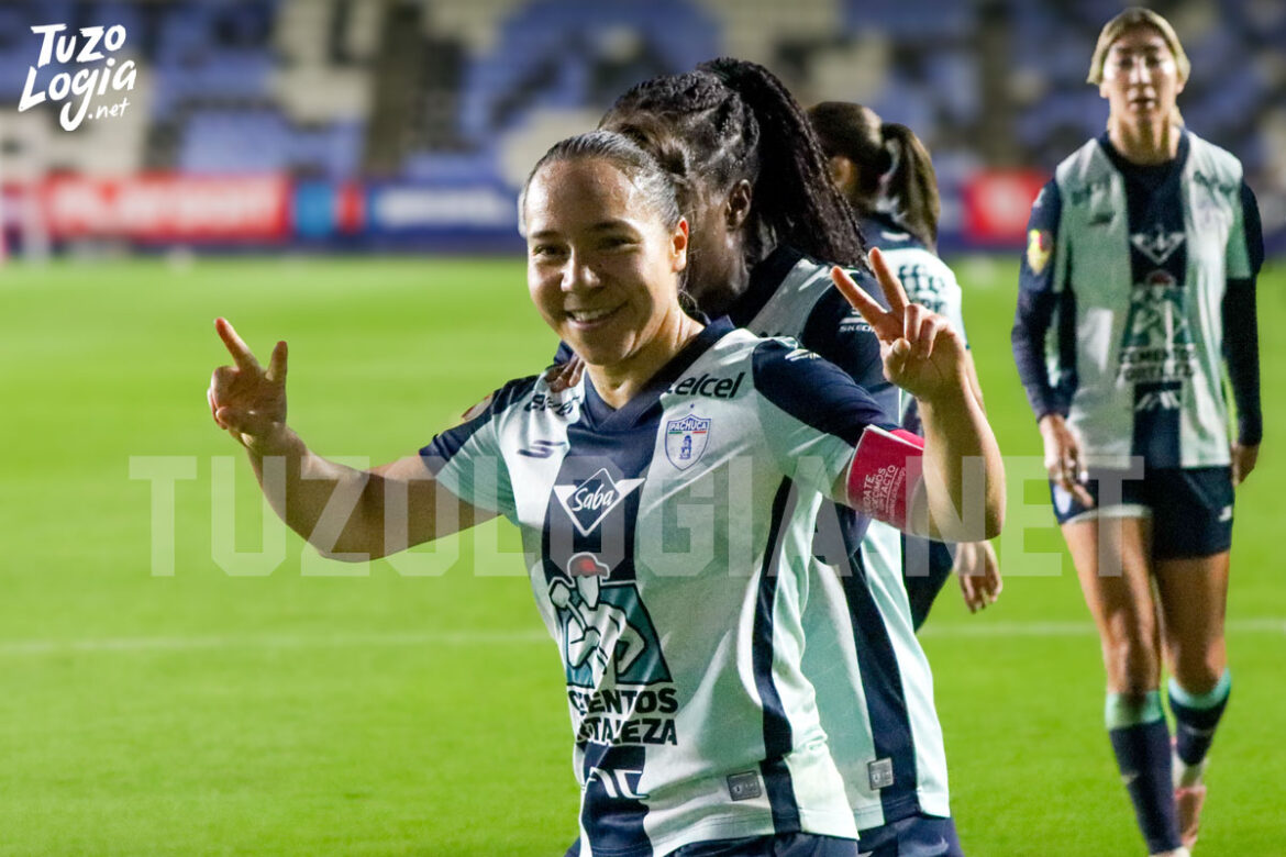 Con 10, Pachuca se impone a Chivas