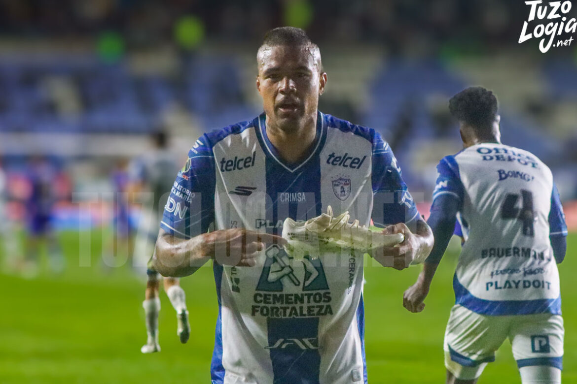 Pachuca golea a Pumas y se mantiene vivo en el A25