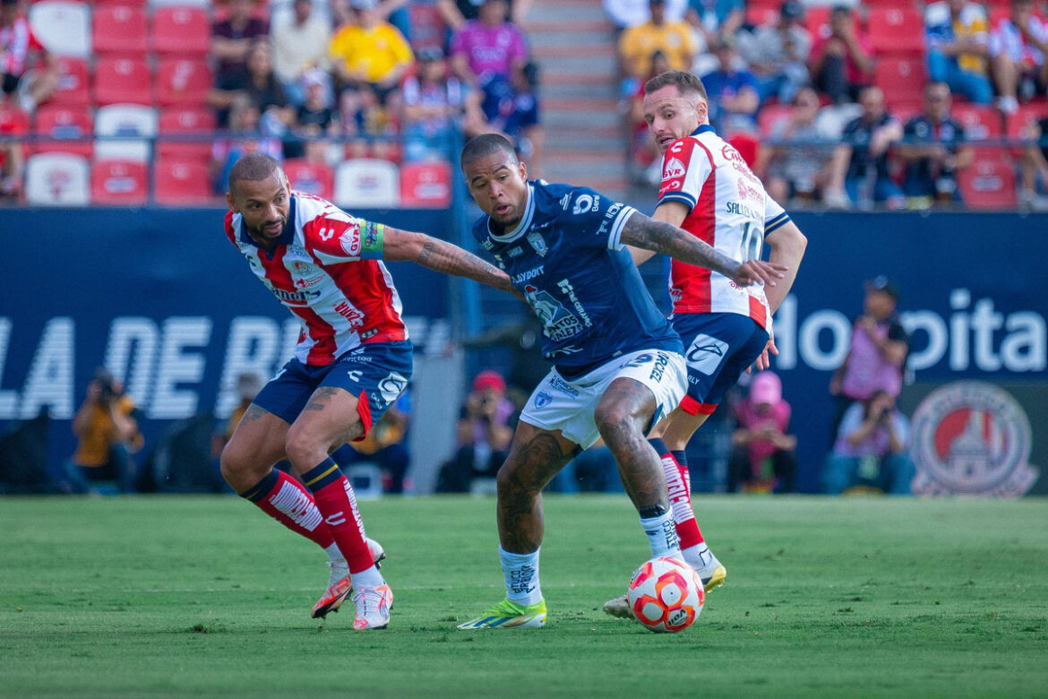 Pachuca suma un punto en su visita a San Luis