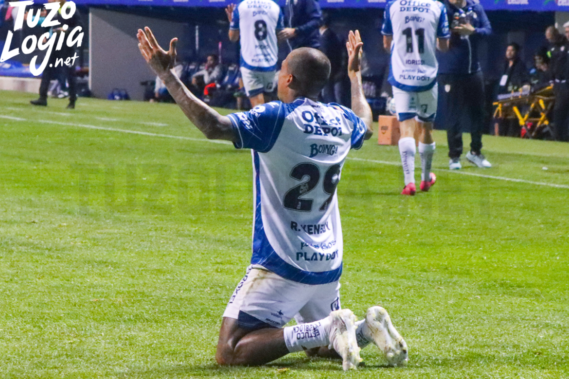 Gran triunfo blanquiazul en Puebla